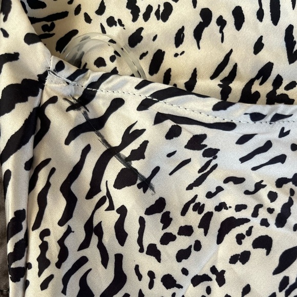 Windsor Sleek & Chic Leopard Print Satin Mini Dress Size Medium - Picture 6 of 10